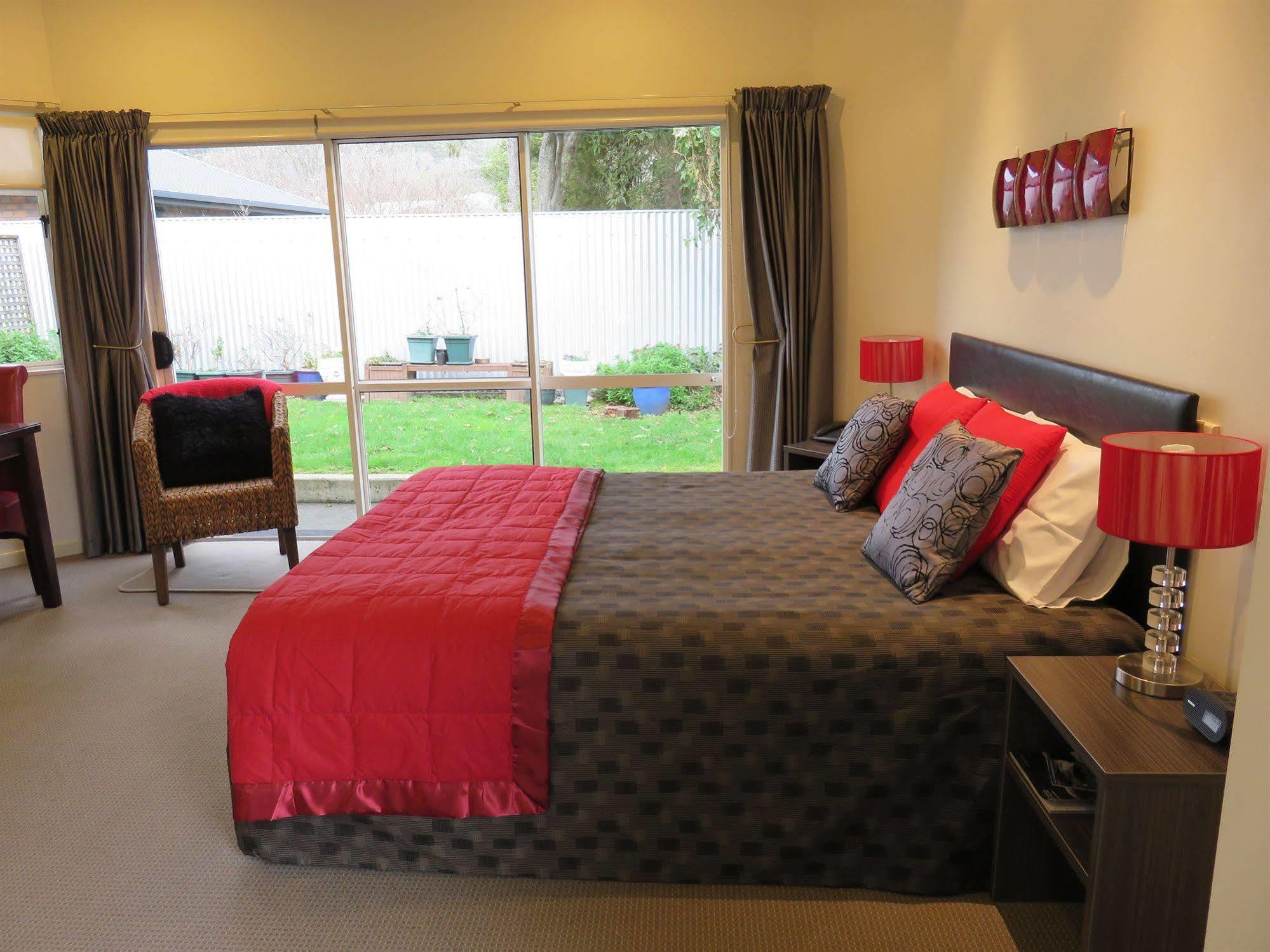 Boutique Motel 4*