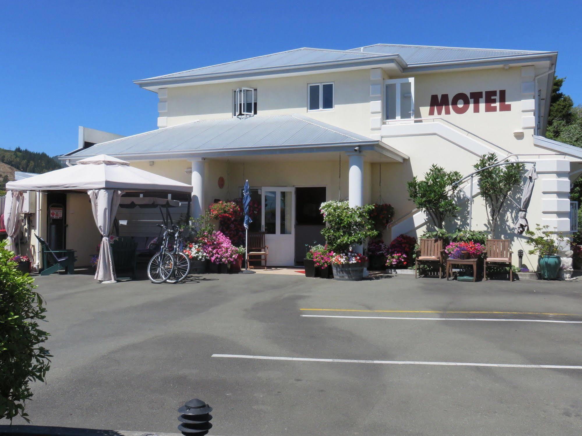 Boutique Motel 4*